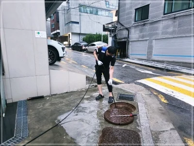 주방 하수구 막힘이 자주 발생하는 이유는 무엇일까?
